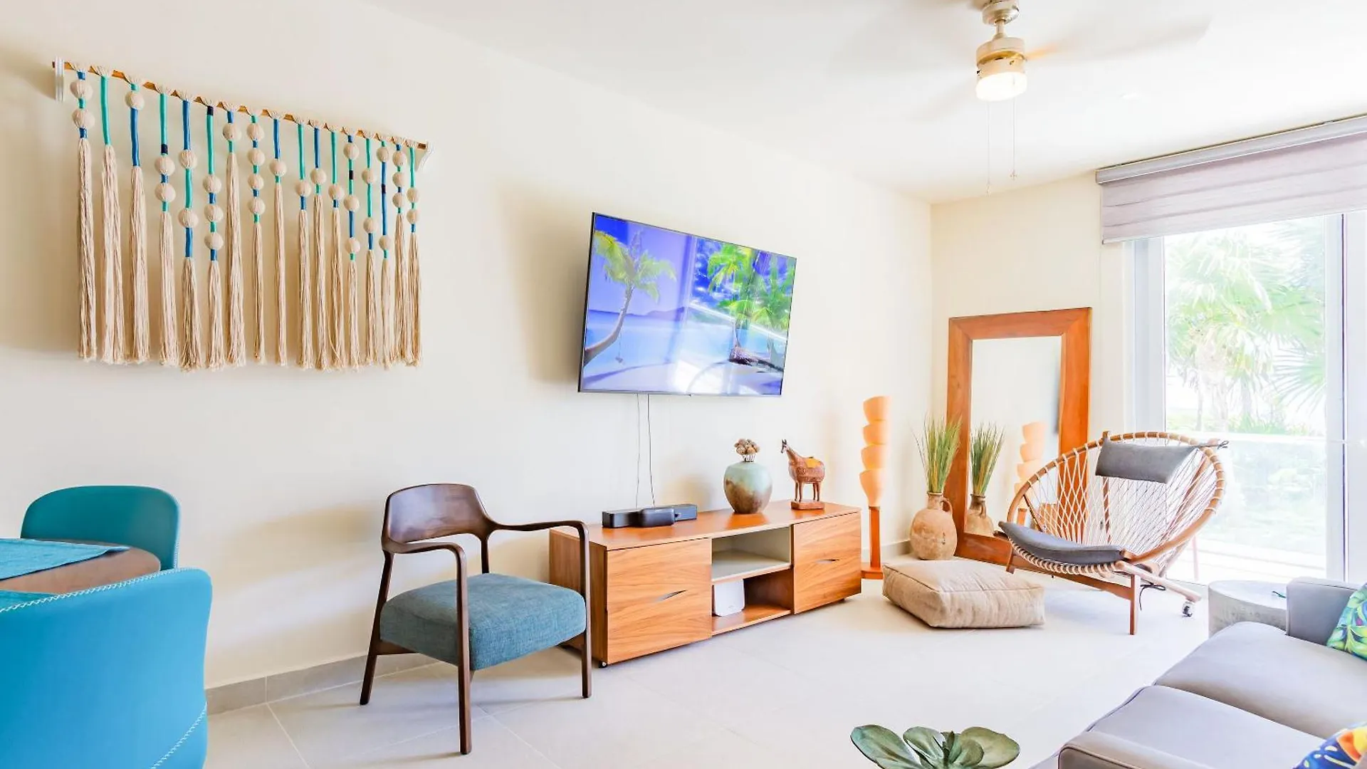 Santamar By Tao Beach Condos With Pool & Walk To Ocean أكومال